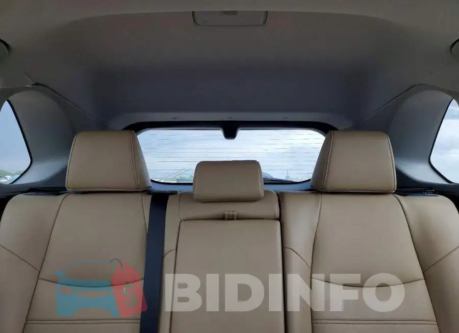 2T3C1RFV8PW278295 Photo# 10