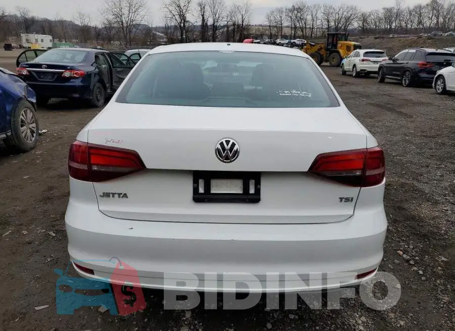 3VW2B7AJ4HM278067 Photo# 6
