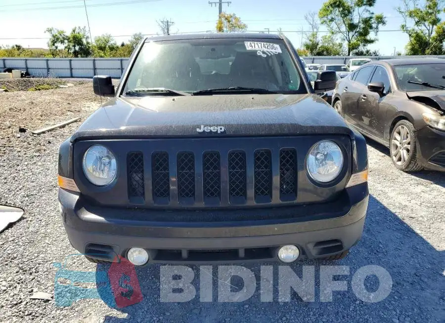 1C4NJPFA2HD148716 Photo# 5