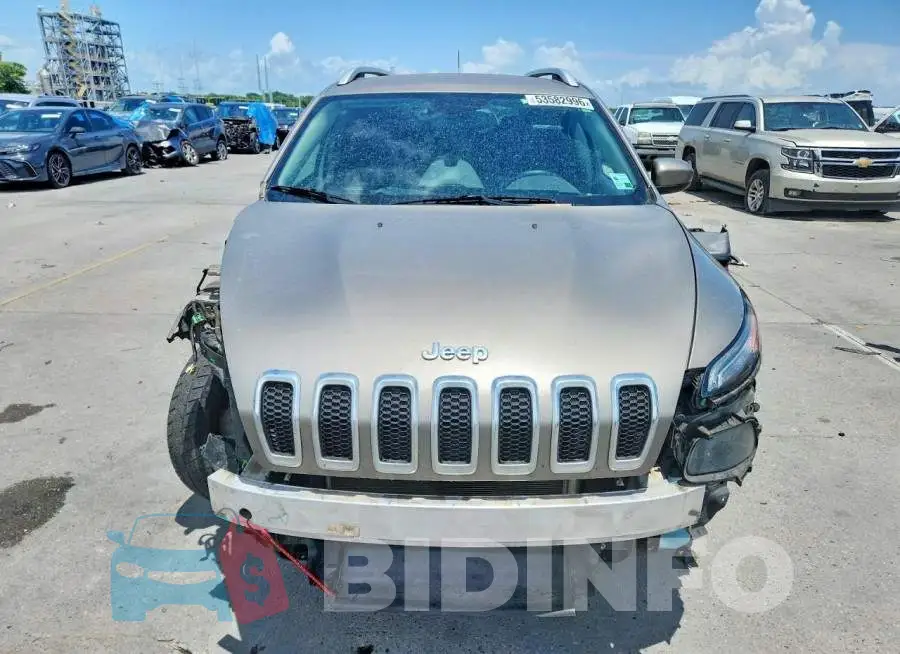 1C4PJLCB8HW623840 Photo# 5