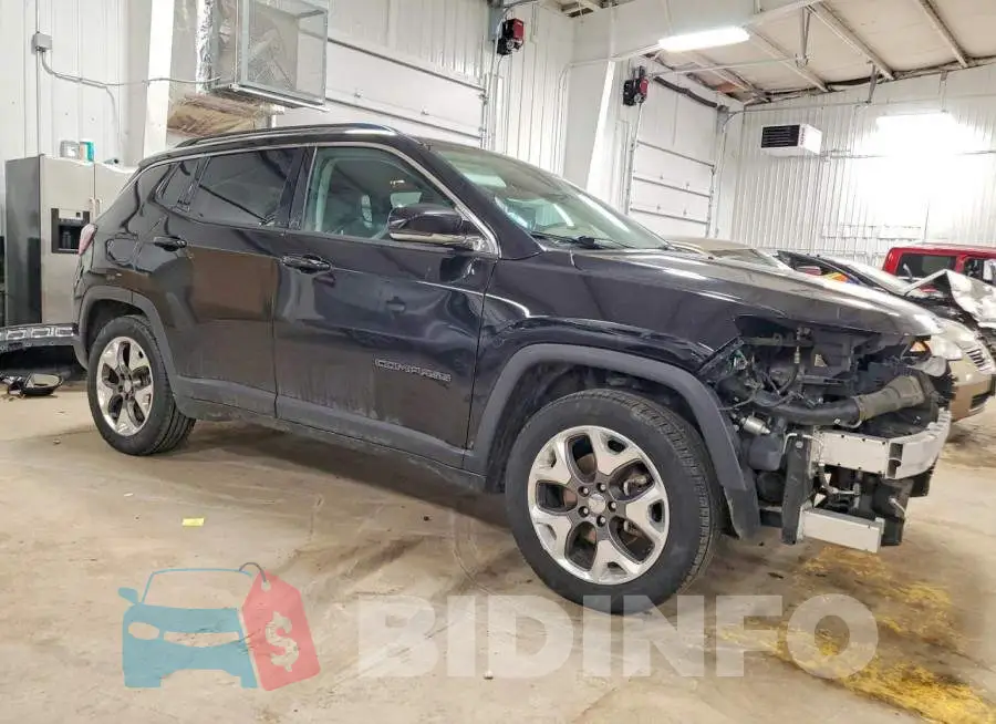 3C4NJCCB6LT140773 Photo# 4