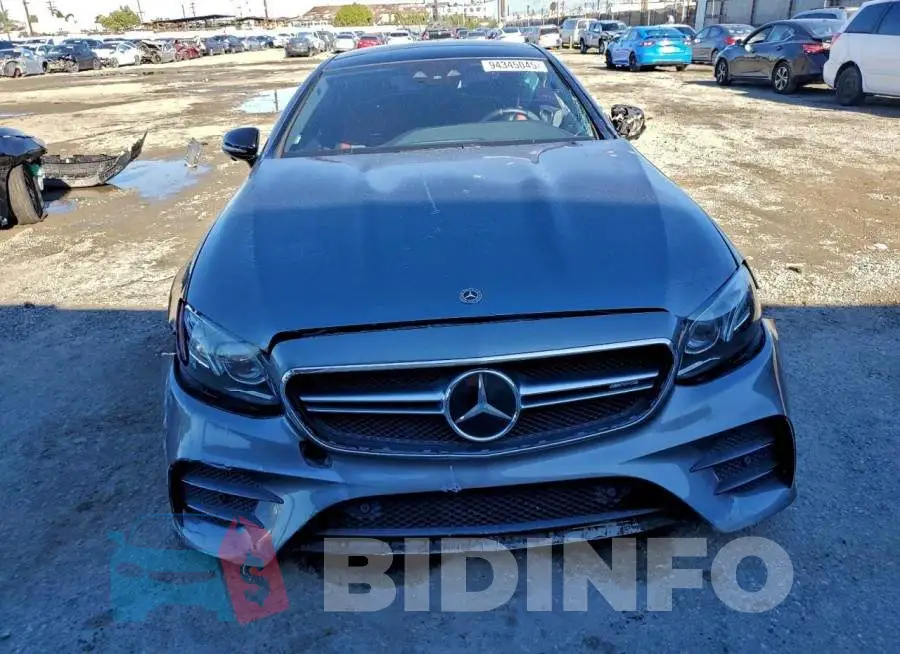 WDD1J6BB8KF084027 Photo# 5