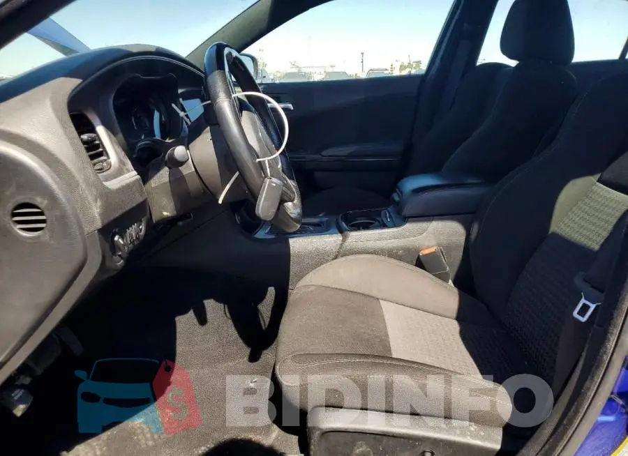 2C3CDXHG1NH232433 Photo# 7