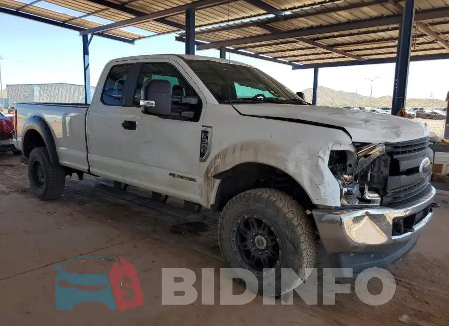 1FT8X3BT5HED34854 Photo# 4