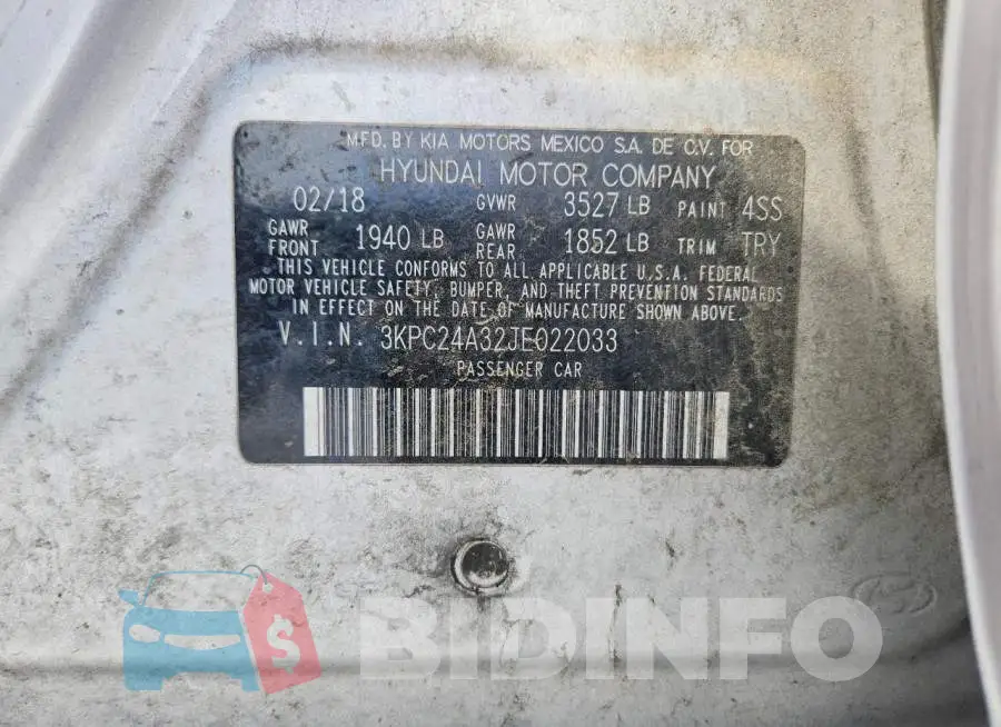 3KPC24A32JE022033 Photo# 13