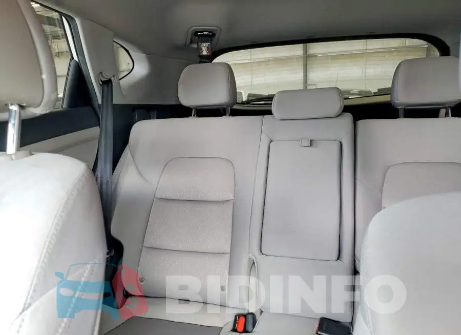 KM8J33AL5JU771016 Photo# 10