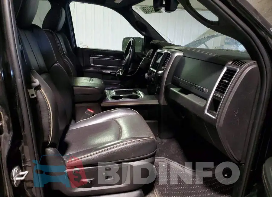 1C6RR7PT9JS207487 Photo# 7