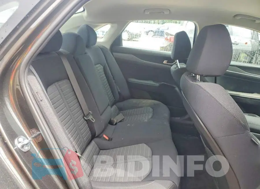 KNAG24J74T5476056 Photo# 10