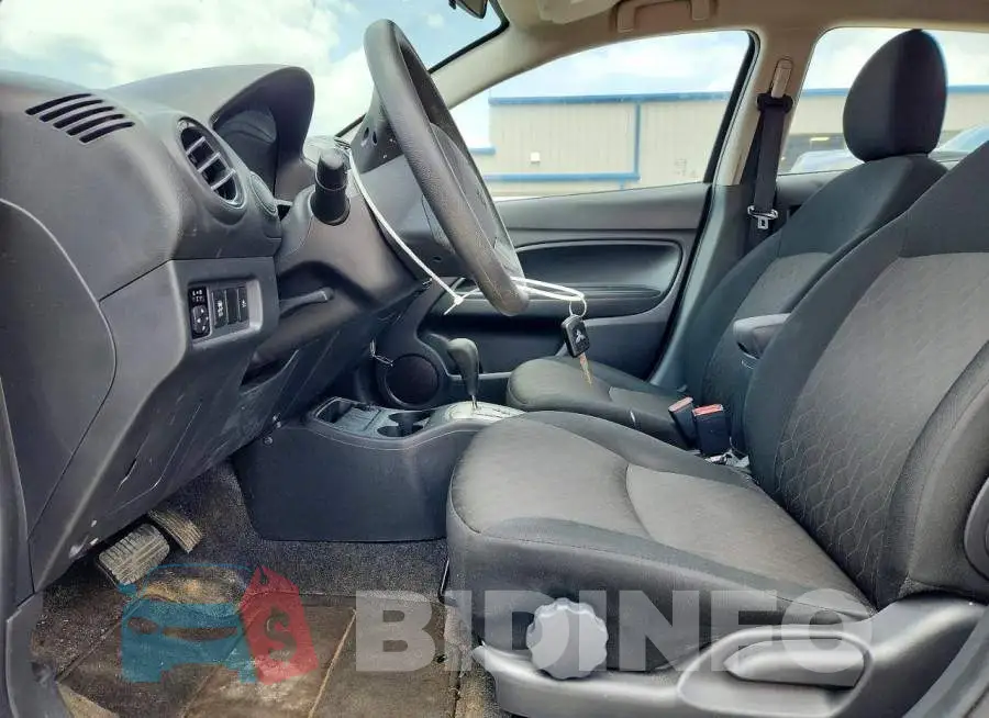 ML32AUHJ1RH005834 Photo# 7