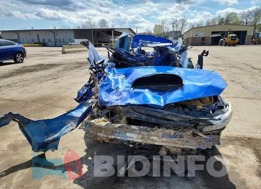 JF1VA1C65L9805426 Photo# 5