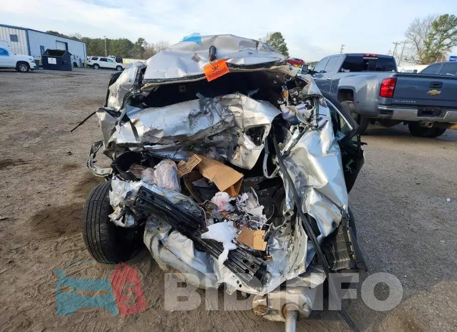5YFB4MDE4PP071826 Photo# 6