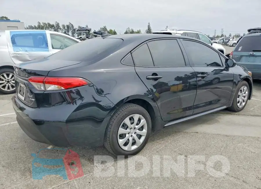 JTDBCMFE2T3117883 Photo# 3