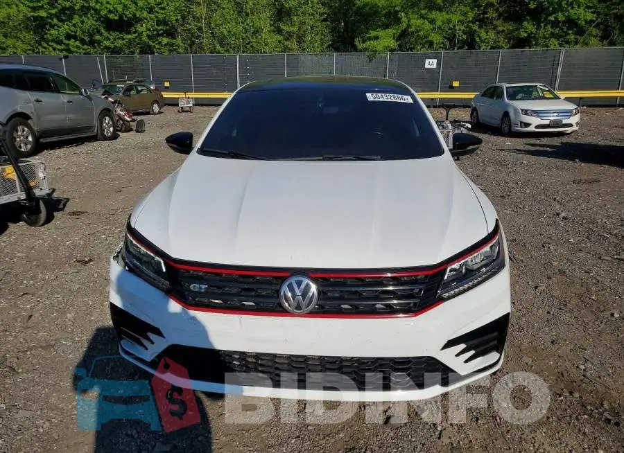 1VWJM7A34JC048706 Photo# 5