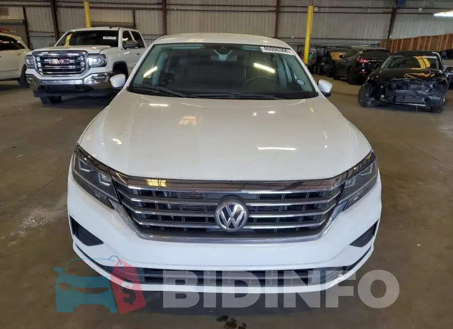 1VWSA7A38LC016549 Photo# 5