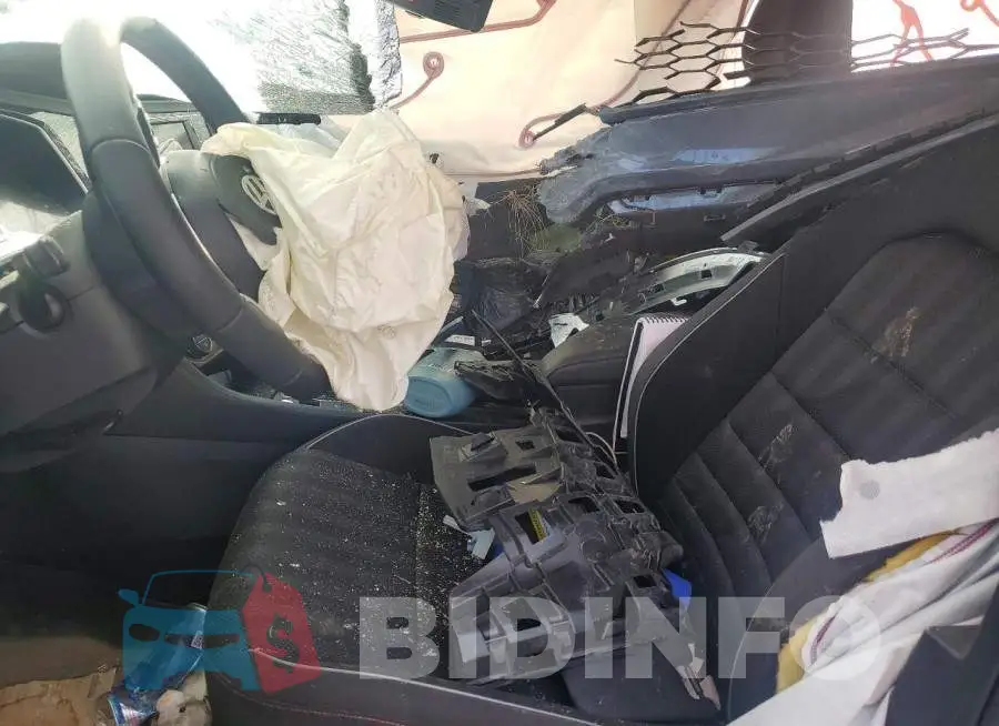 3VW6T7BU2LM102635 Photo# 7