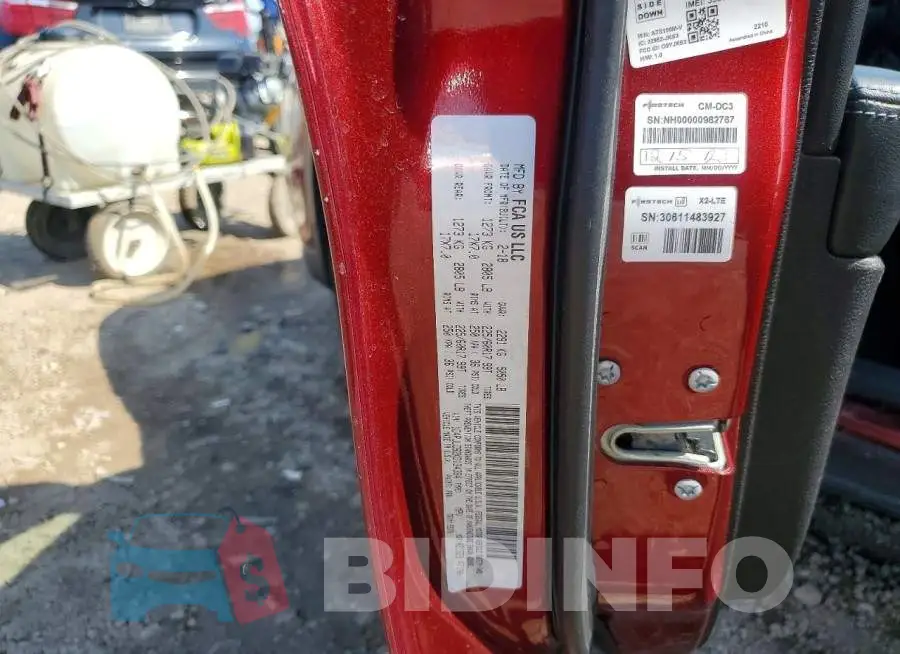 1C4PJLCB2KD134384 Photo# 13