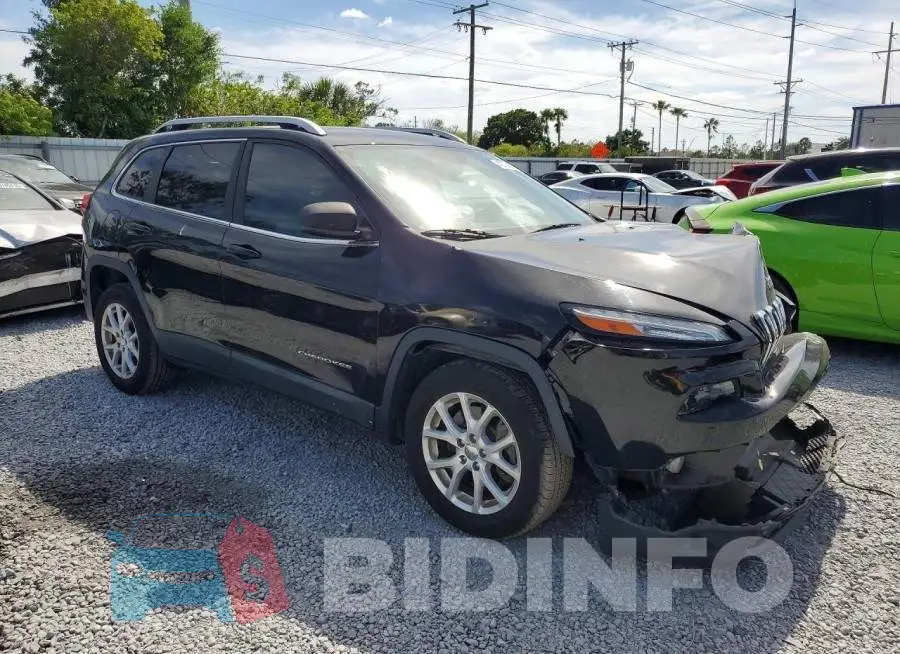 1C4PJLLB5JD520134 Photo# 4