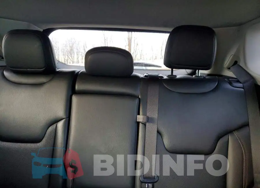3C4NJDCB6LT233623 Photo# 10
