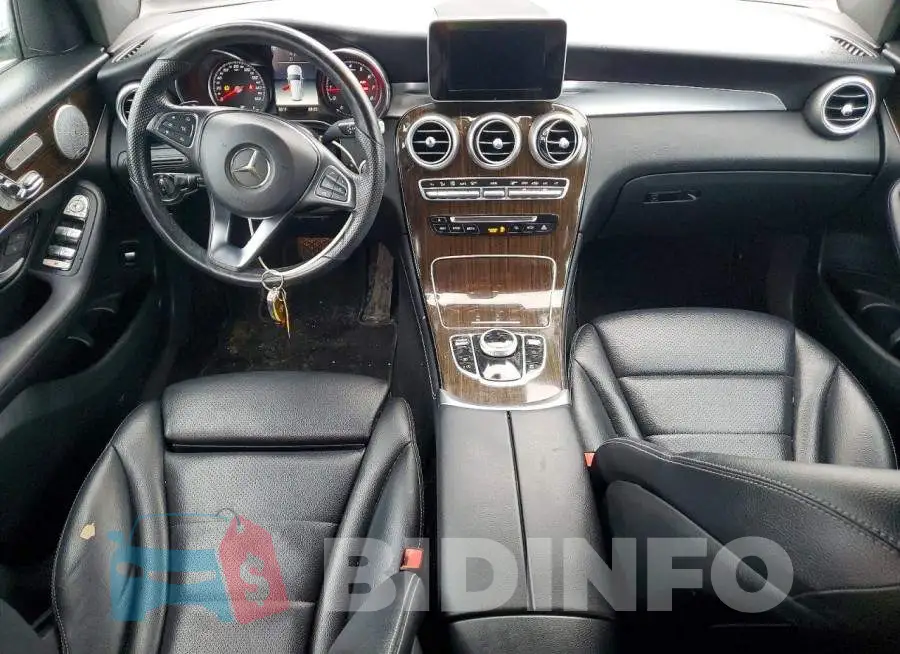WDC0G4KB4JV076045 Photo# 8