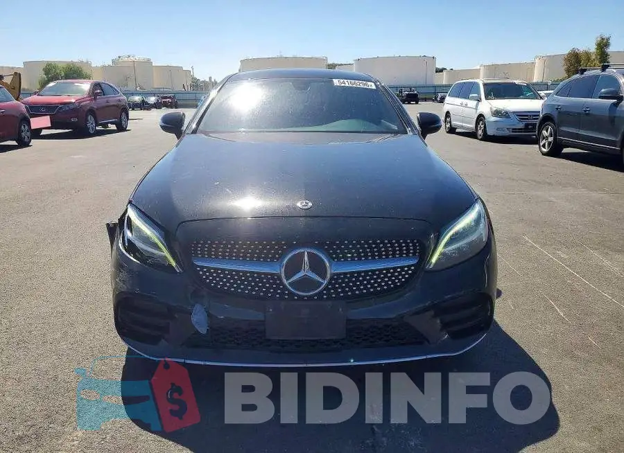 WDDWJ8EB5KF875354 Photo# 5