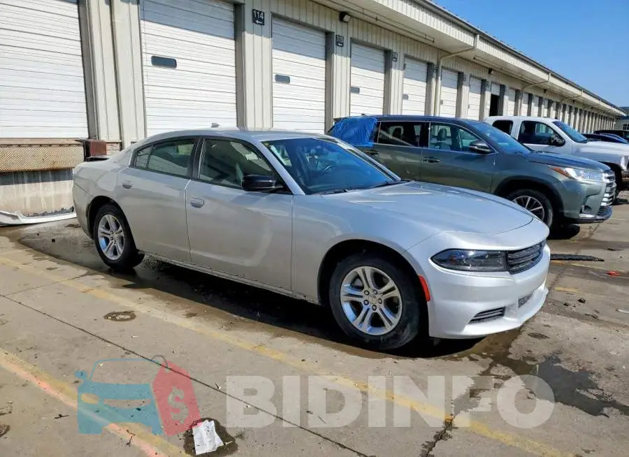 2C3CDXBG0PH528975 Photo# 4
