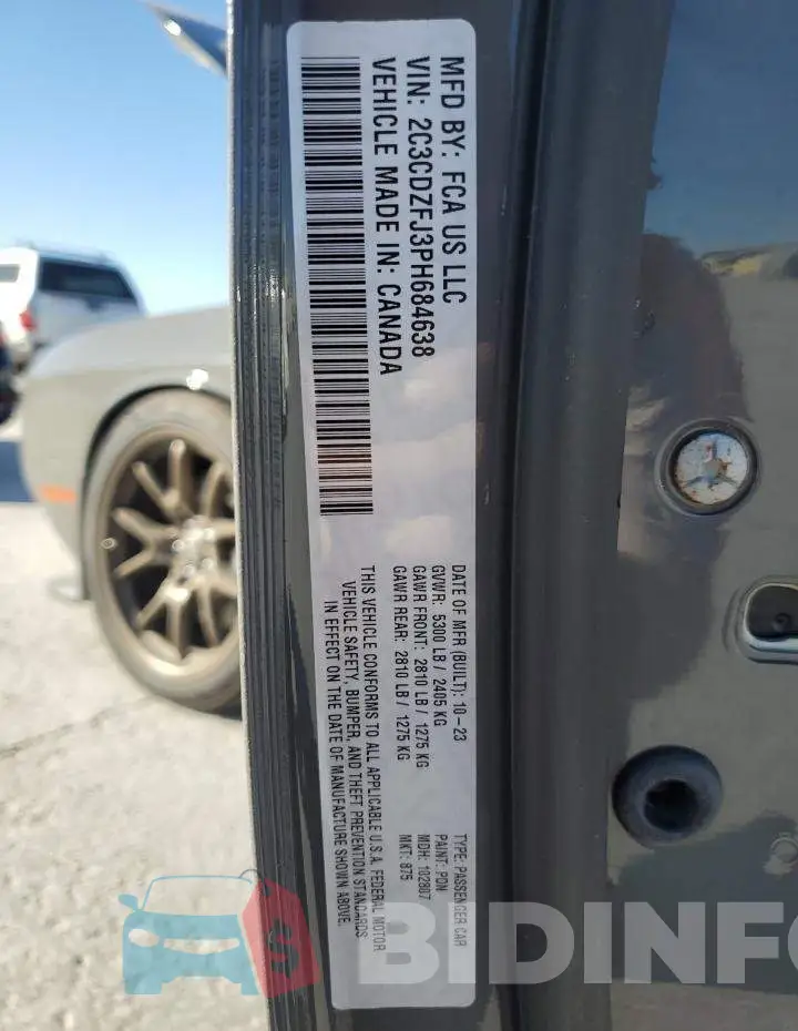 2C3CDZFJ3PH684638 Photo# 12