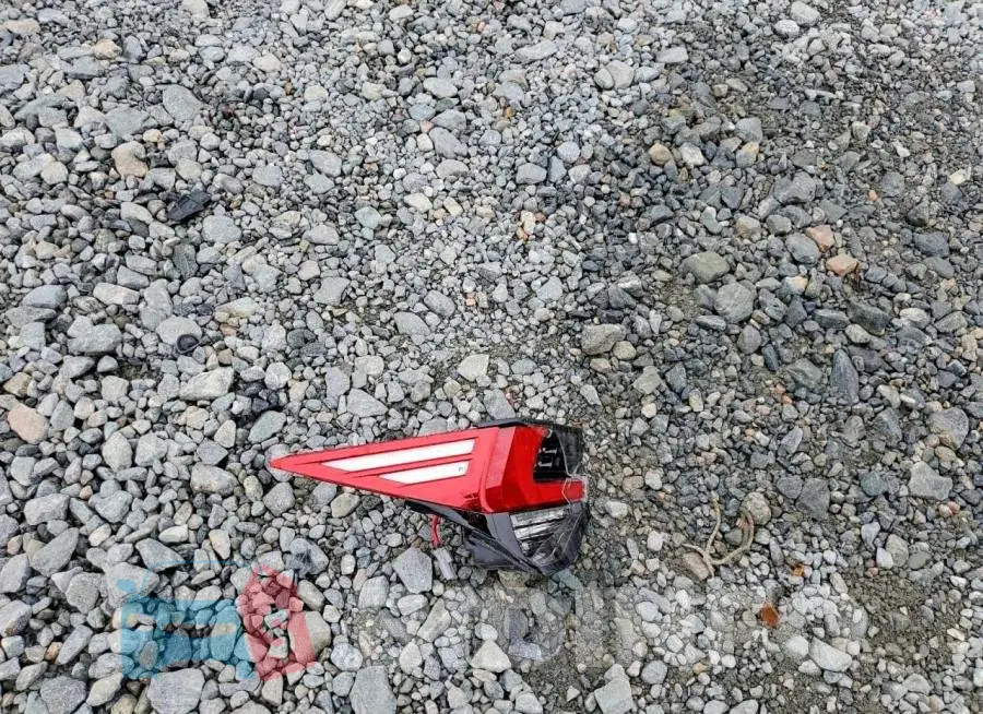JTHAA5BC6L5010821 Photo# 12