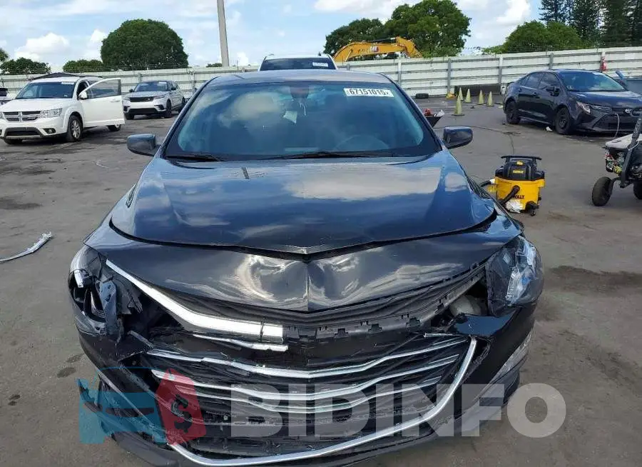 1G1ZD5ST4LF041418 Photo# 5