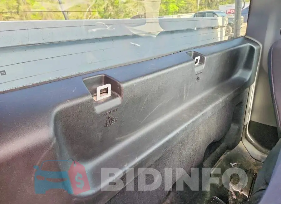 3GCNWAEK9MG373754 Photo# 10