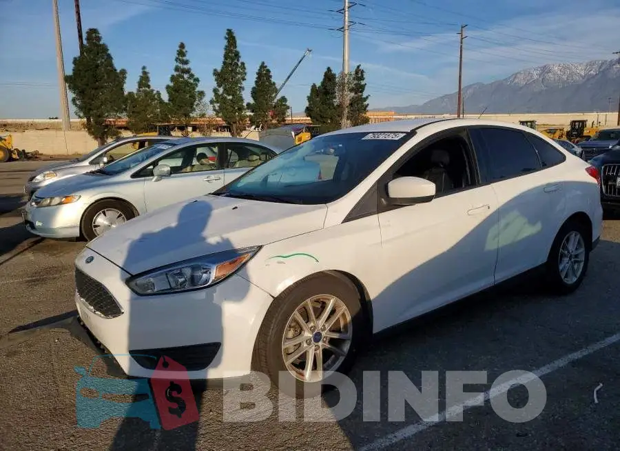 1FADP3F2XJL217763 Photo# 1
