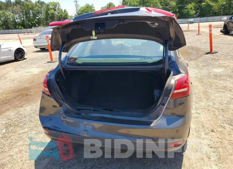 1FADP3H25HL322623 Photo# 6