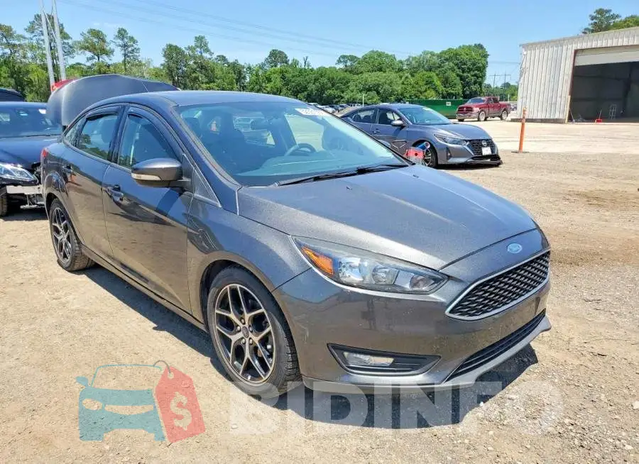 1FADP3H25HL322623 Photo# 4