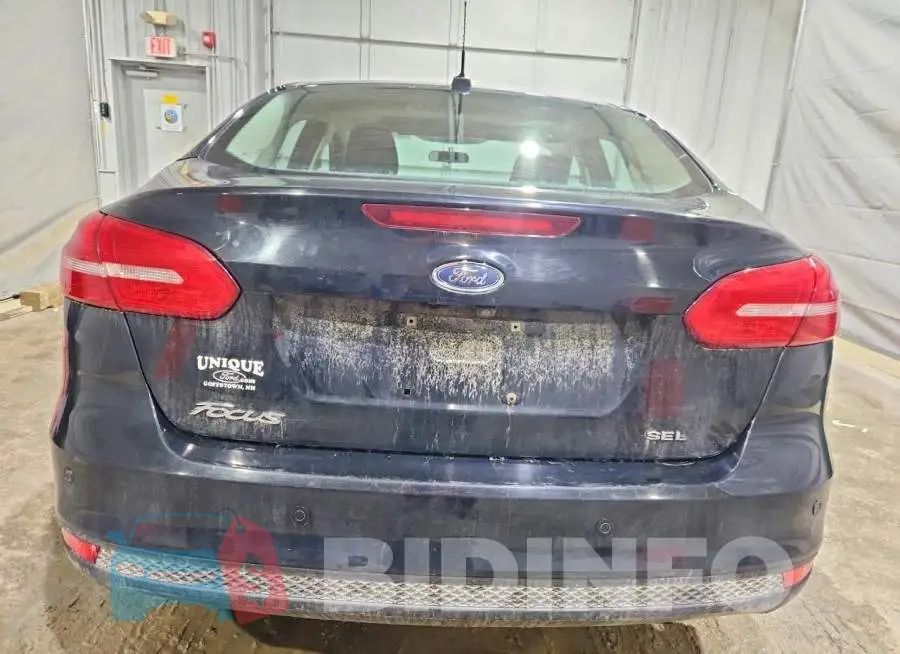 1FADP3H25JL274353 Photo# 6