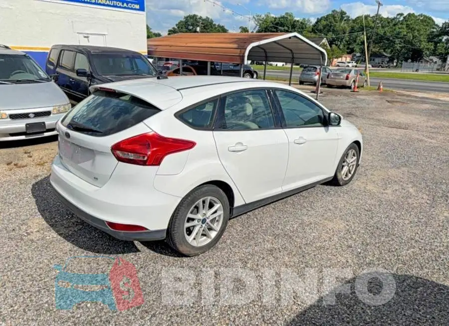 1FADP3K26JL253133 Photo# 4