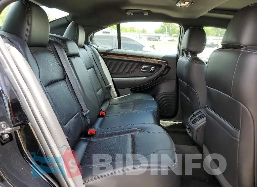 1FAHP2J89JG128668 Photo# 10