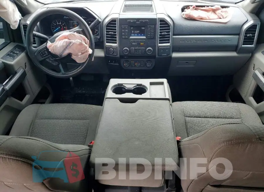 1FT7W2B67JEB72718 Photo# 8