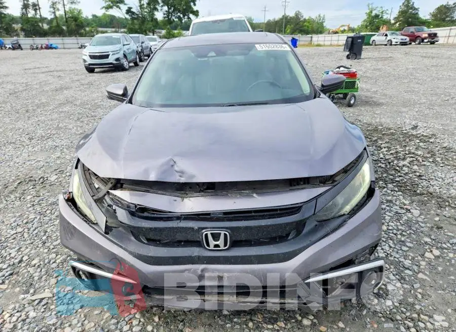 19XFC1F37KE003433 Photo# 5