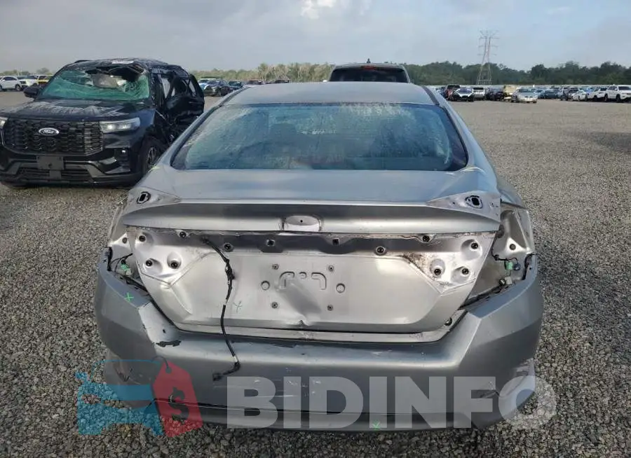 19XFC2F50HE050769 Photo# 6