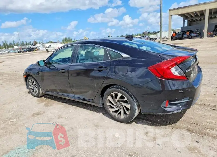 19XFC2F71HE018785 Photo# 2