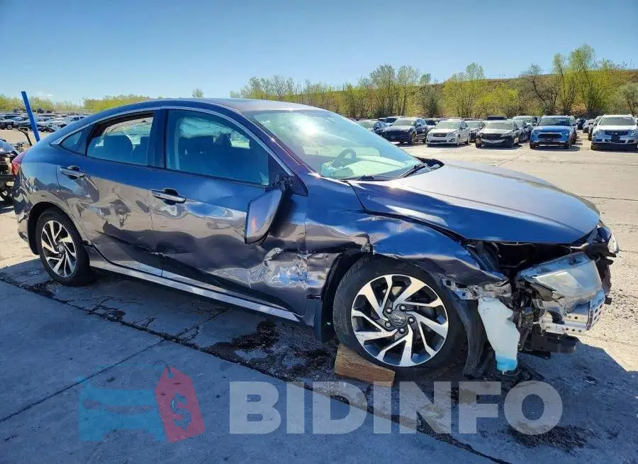 19XFC2F79HE218880 Photo# 4