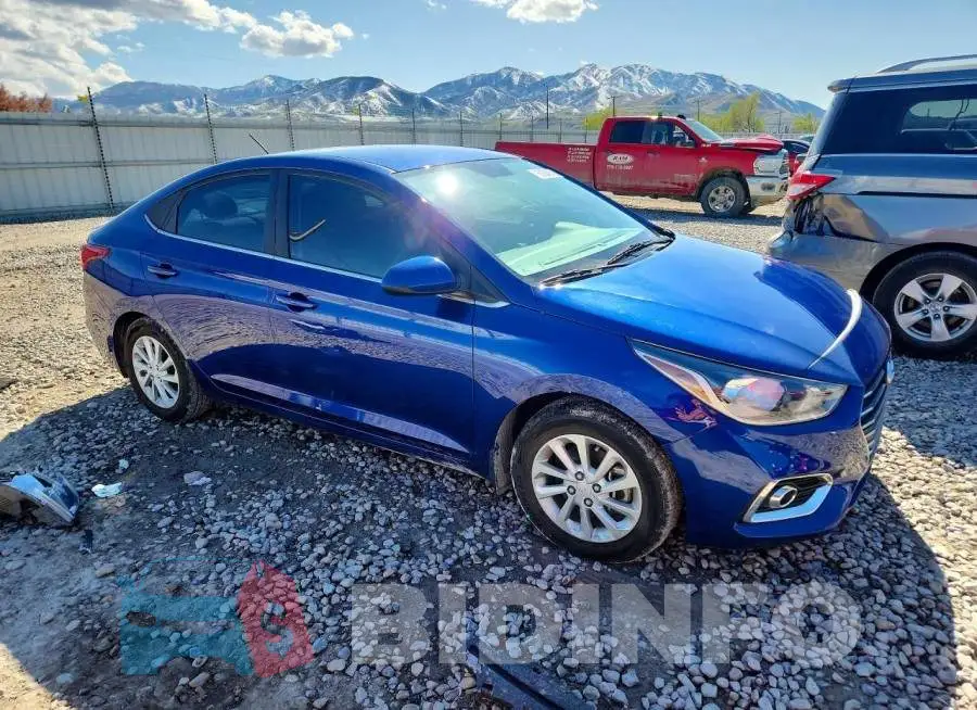 3KPC24A67NE157945 Photo# 4