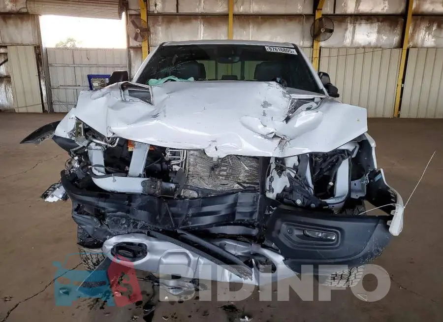 1C6SRFLT9LN401035 Photo# 5