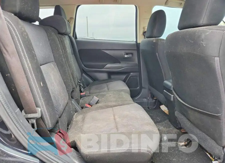 JA4AD2A37JZ052973 Photo# 11