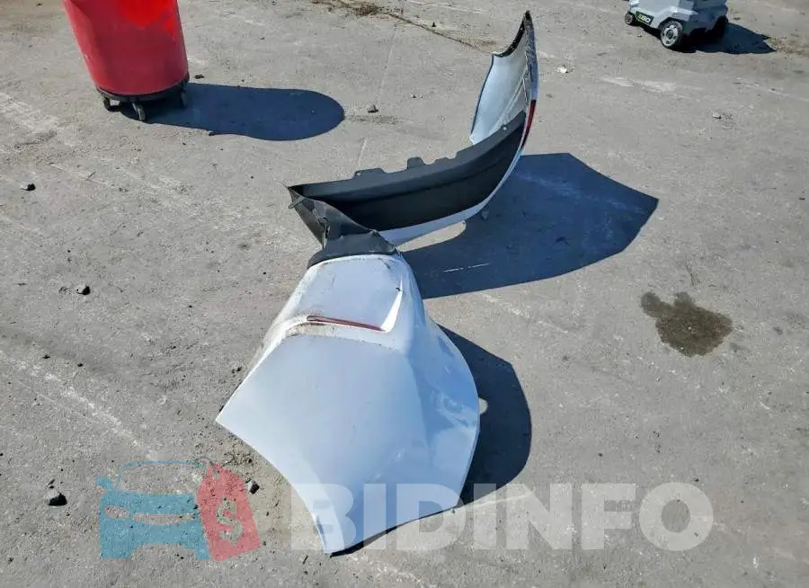 5YFB4MDE7RP193826 Photo# 12
