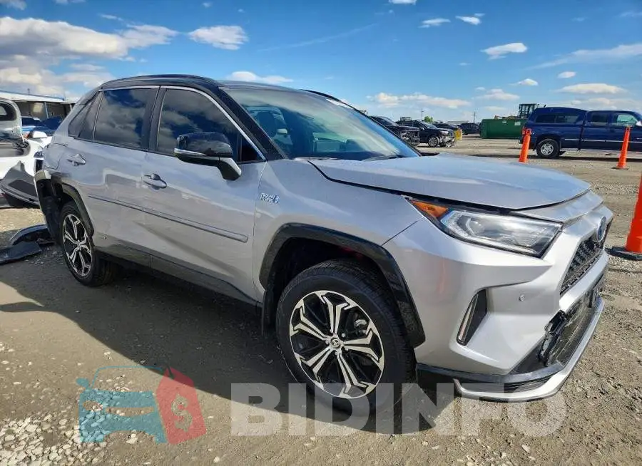 JTMFB3FV7MD013948 Photo# 4