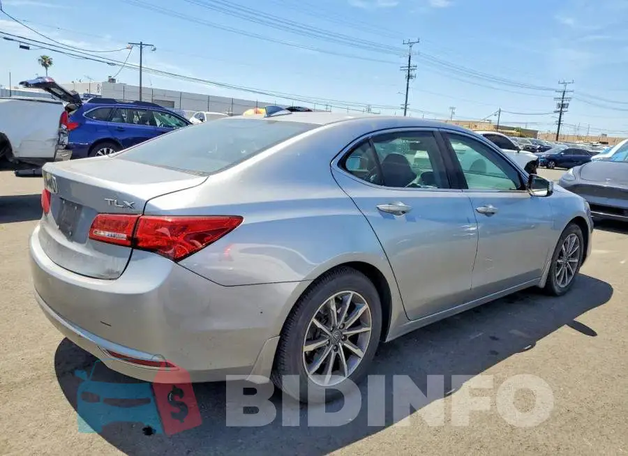 19UUB1F35LA008159 Photo# 3