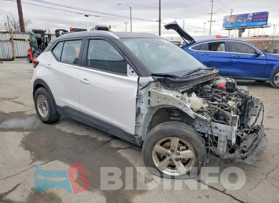 3N1CP5CV4PL491637 Photo# 4