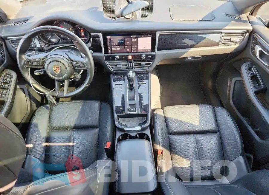 WP1AA2A59PLB16411 Photo# 8