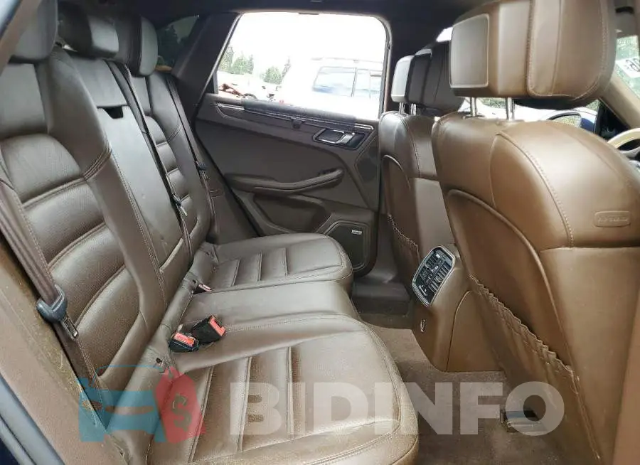 WP1AB2A52HLB17866 Photo# 11