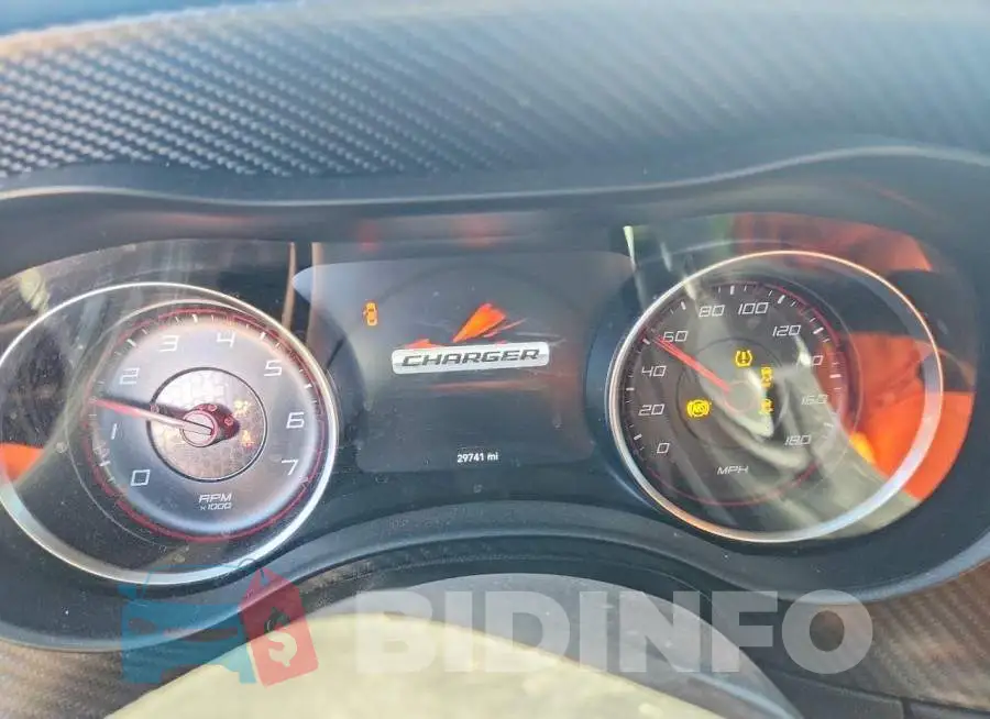 2C3CDXGJ7PH645604 Photo# 9